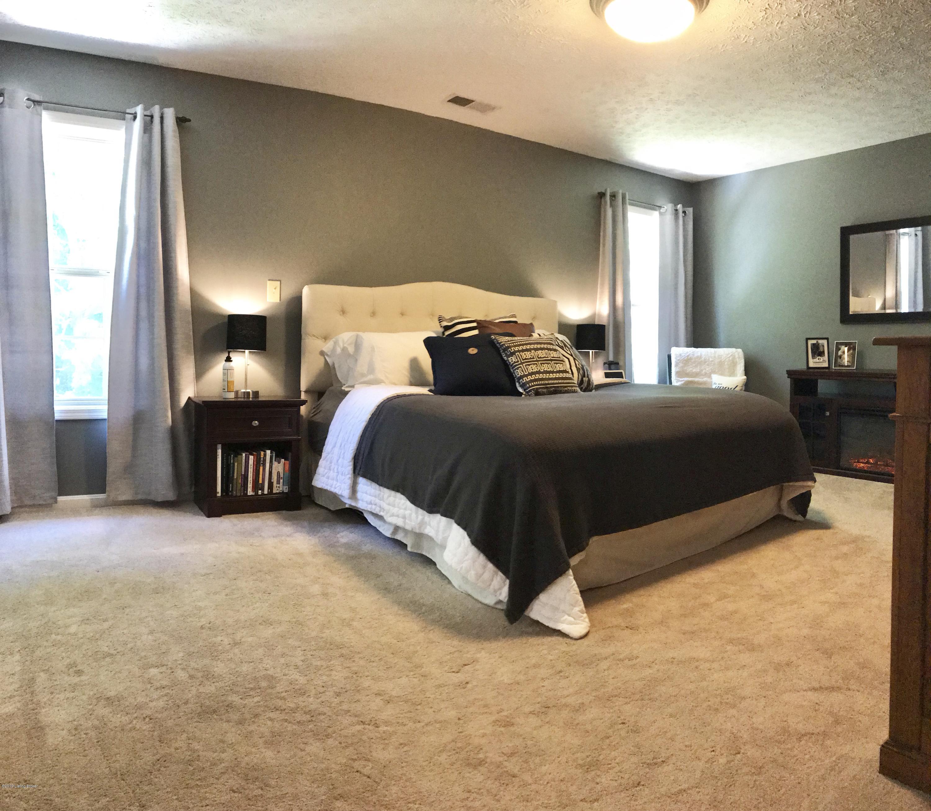 17322 Curry Branch Road Louisville, KY 40245 - Photo 16 of 49 Master Bedroom