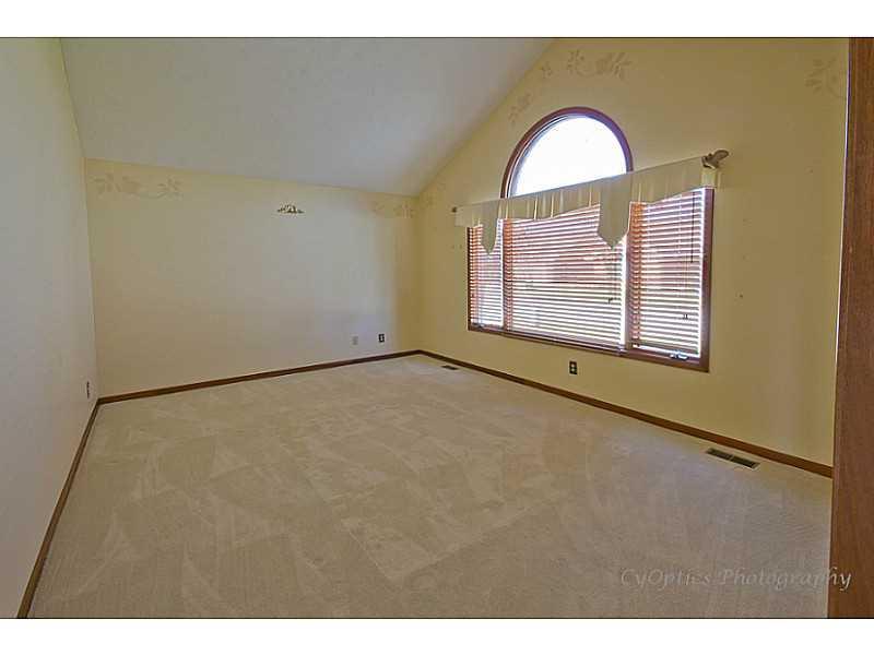 1847 Fox Ridge Drive, Unit 38 Springfield, OH 45503 - Photo 5 of 22