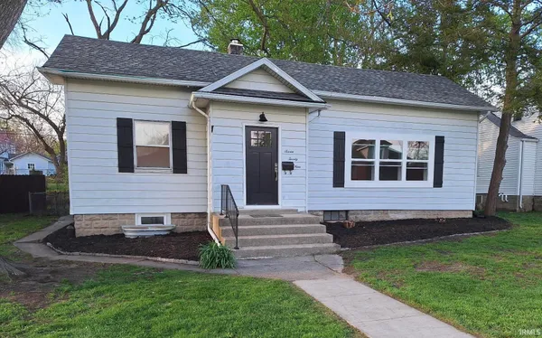 $199,900 | 729 East Main Street, Warsaw, IN 46580