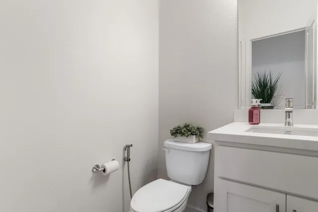 $999,888 | 3104 Needham Avenue, Lathrop, CA 95330