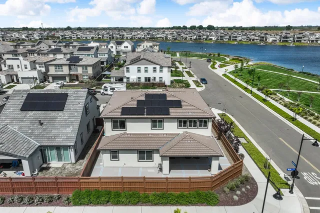 $999,888 | 3104 Needham Avenue, Lathrop, CA 95330