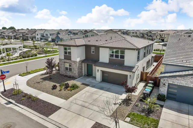 $999,888 | 3104 Needham Avenue, Lathrop, CA 95330