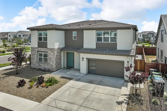 $999,888 | 3104 Needham Avenue, Lathrop, CA 95330