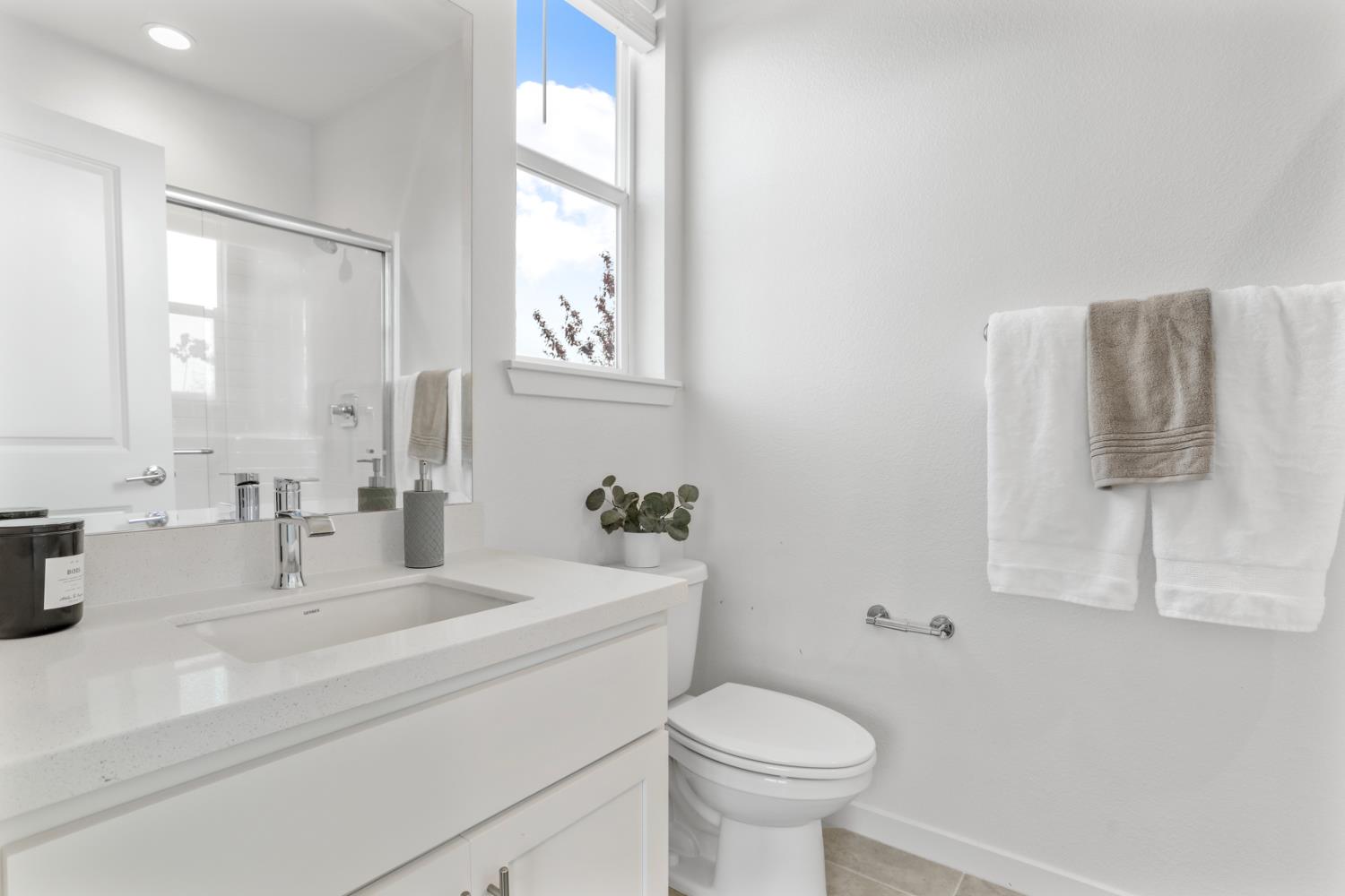 3104 Needham Avenue Lathrop, CA 95330 - Photo 6 of 61