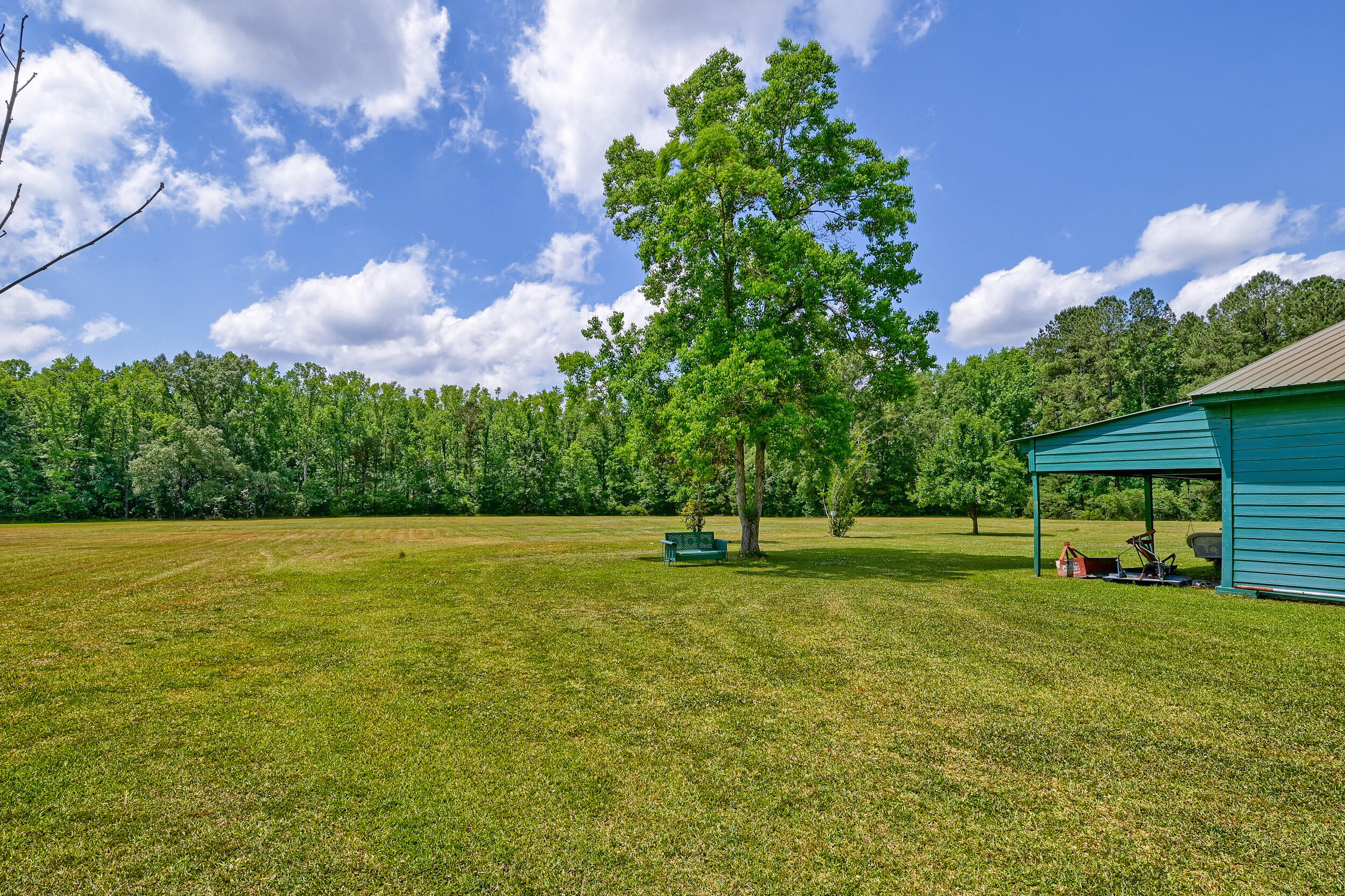 157 Gallashaw Road Summerville, SC 29483 - Photo 12 of 90 157 Gallashaw Rd