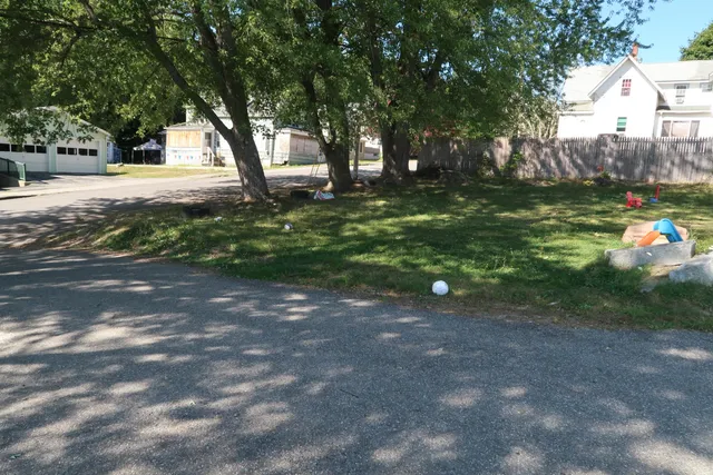 $215,000 | 19 Cumberland Street, Augusta, ME 04330