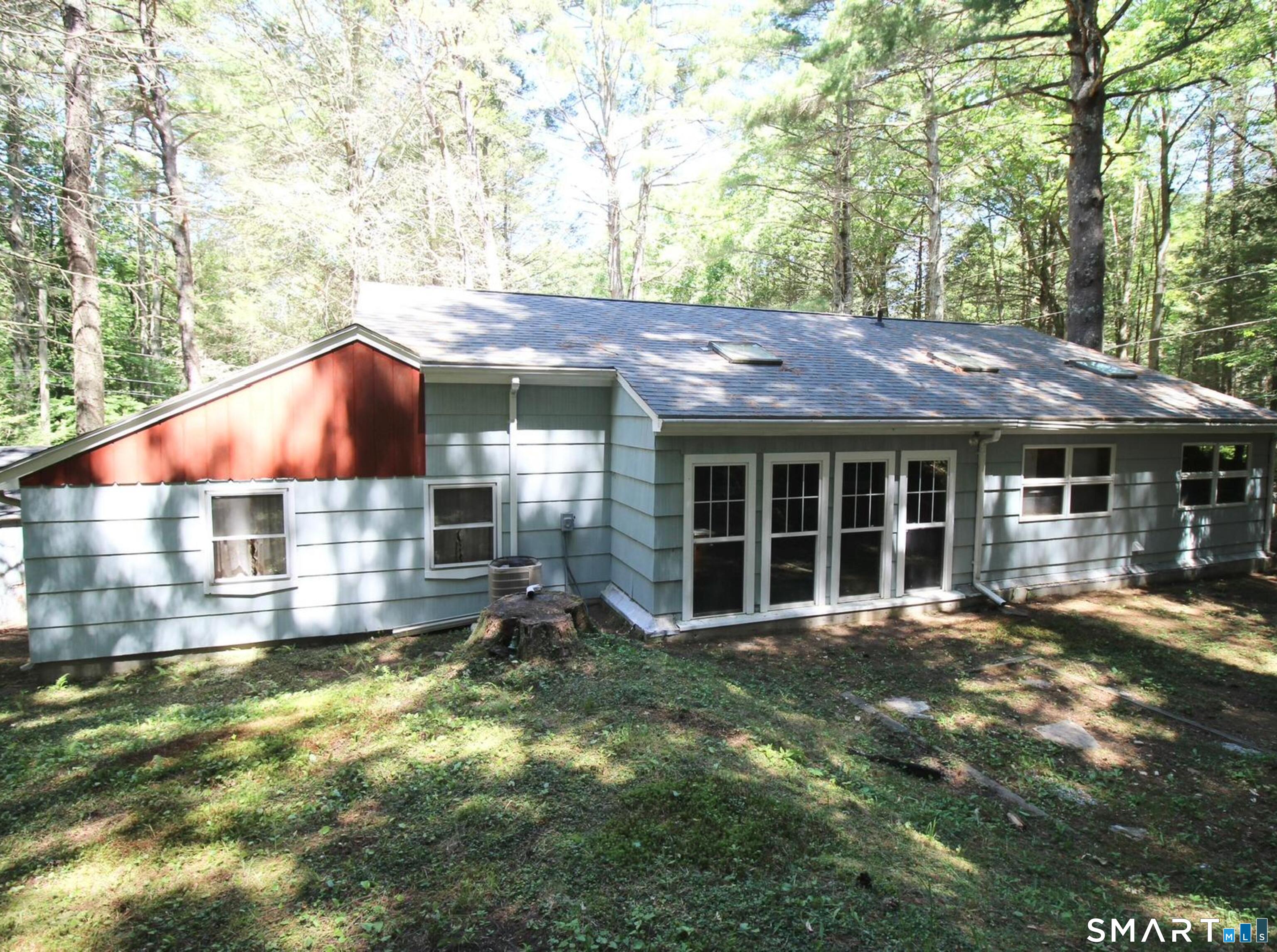 60 Lyon Road Woodstock, CT 06282 - Photo 4 of 23