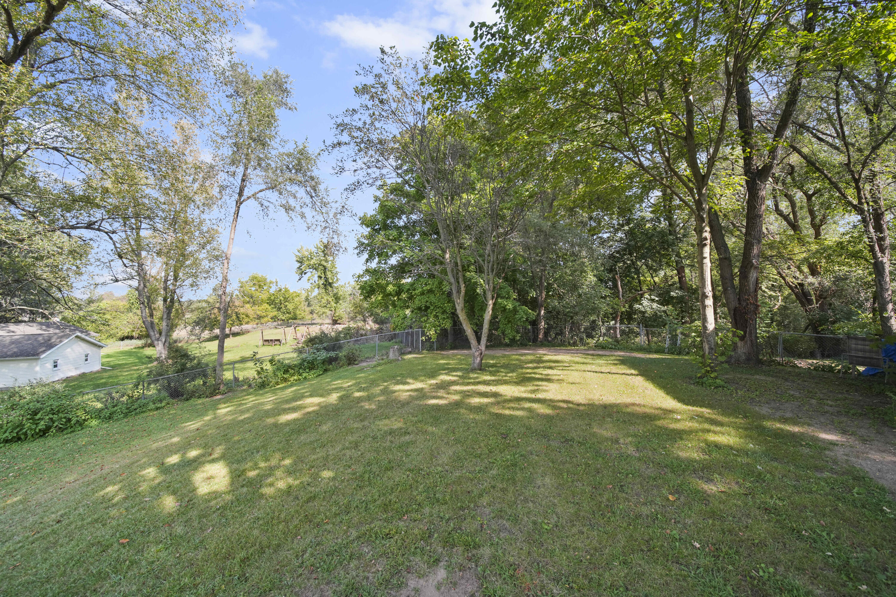 11131 Resort Road Pleasant Lake, MI 49272 - Photo 29 of 49 37-print-DSC07346
