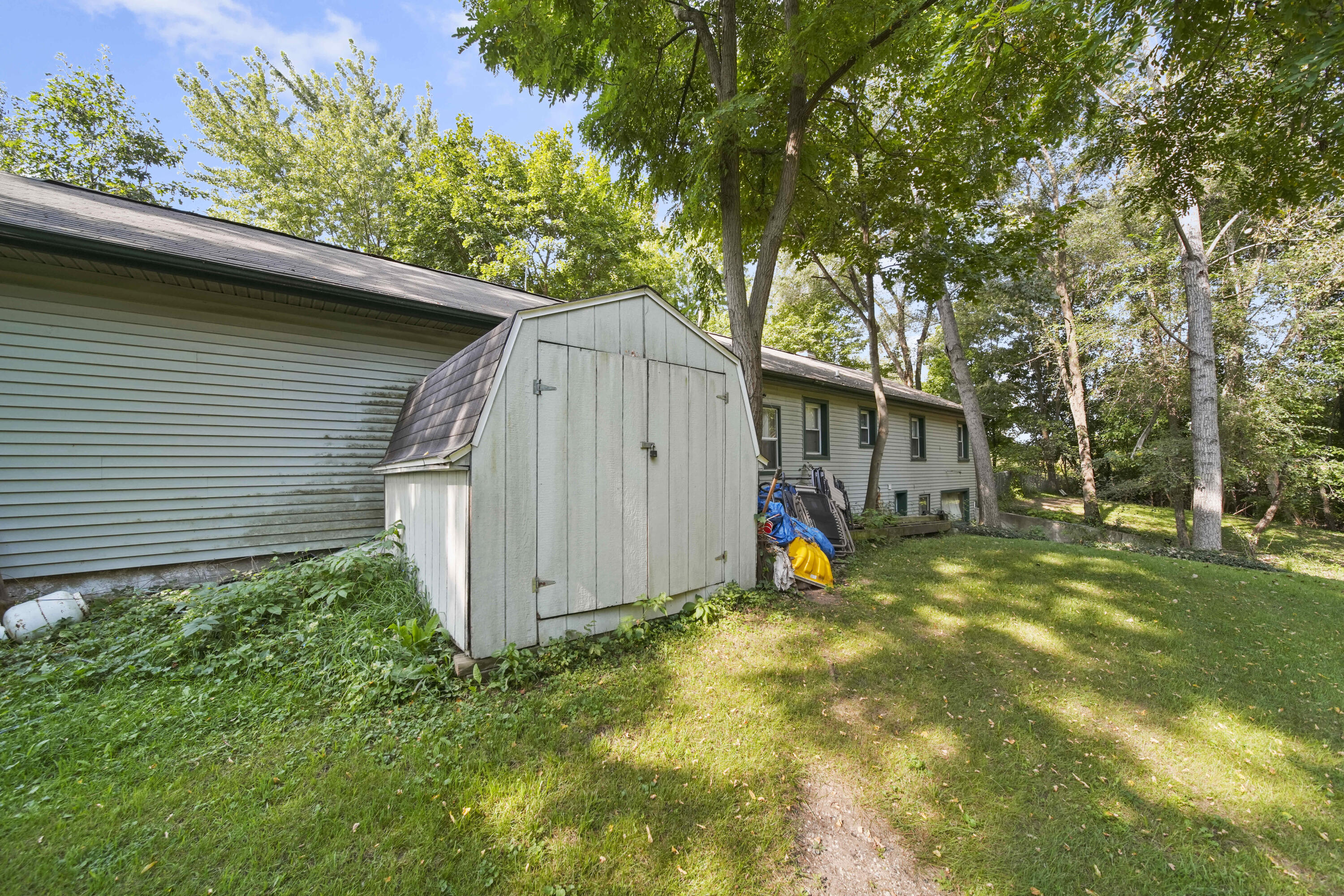 11131 Resort Road Pleasant Lake, MI 49272 - Photo 39 of 49 47-print-DSC07416