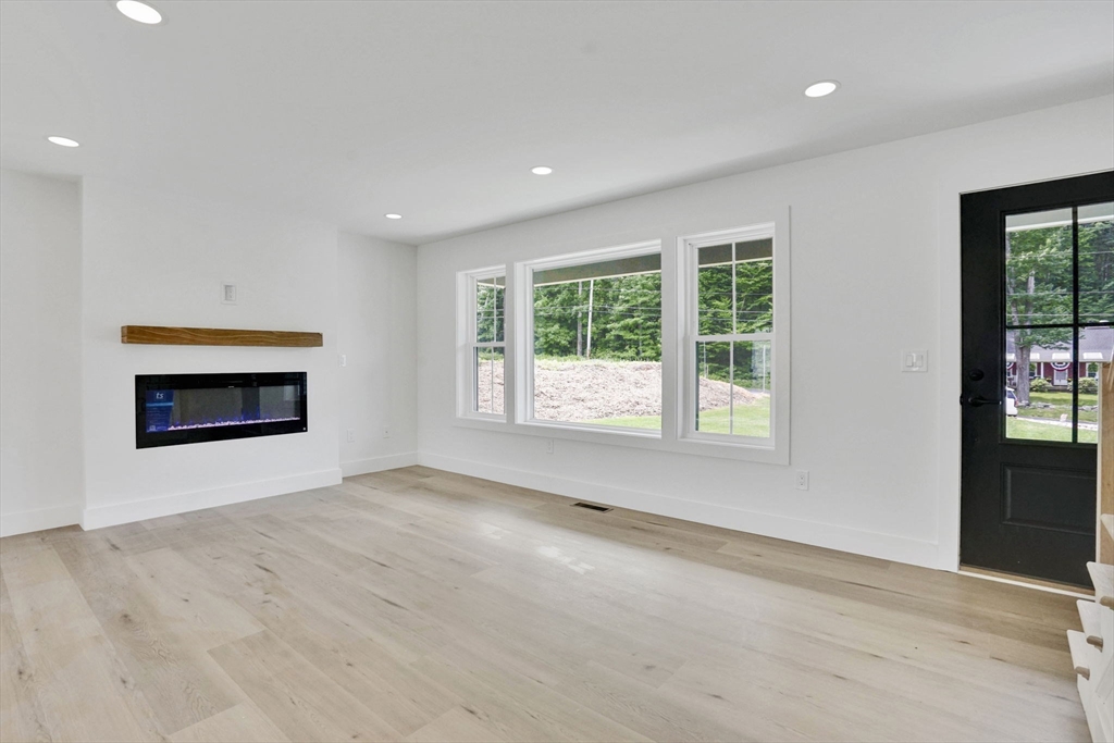236 Allen Road Belchertown, MA 01007 - Photo 8 of 39