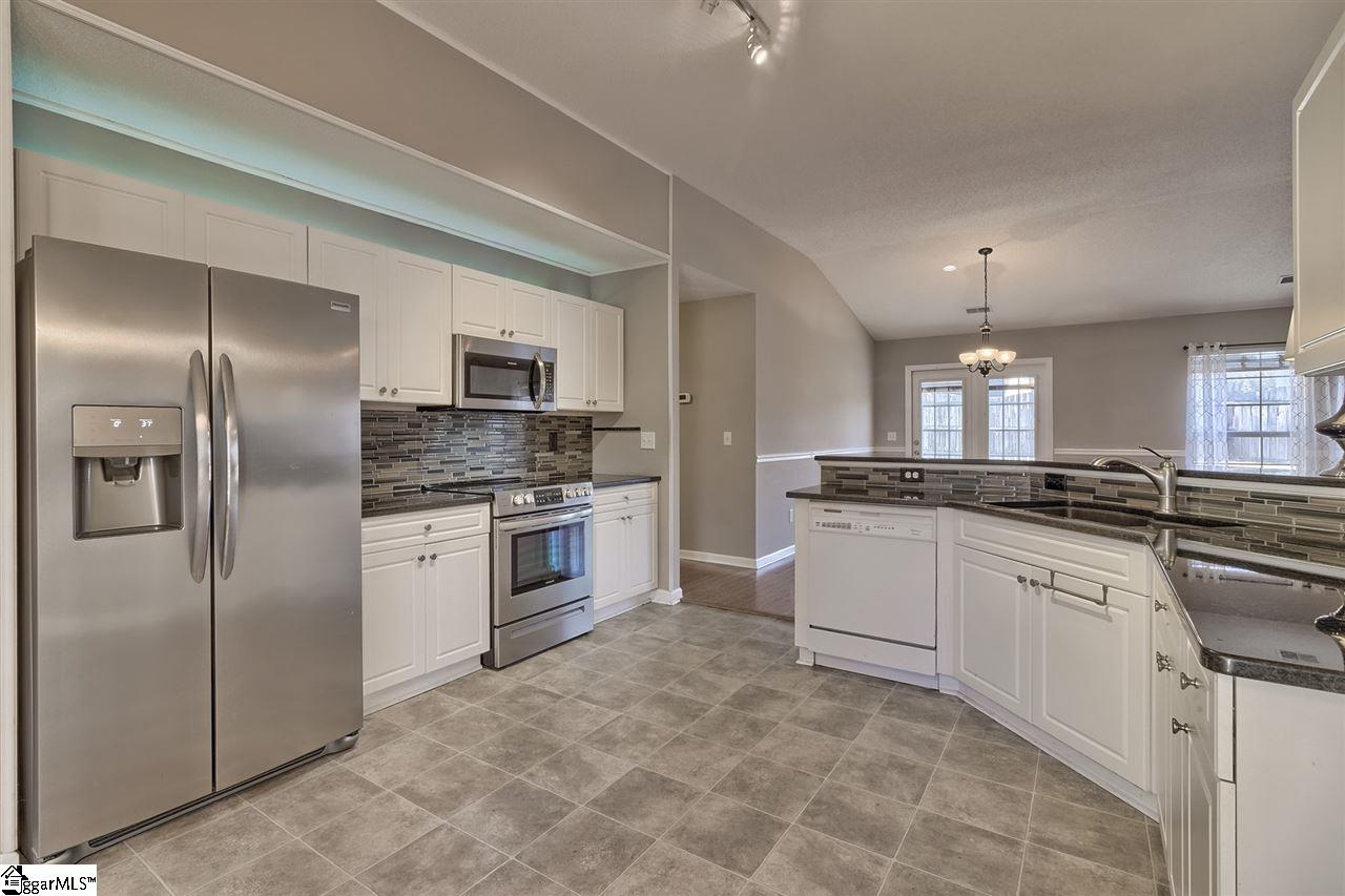 100 Seedling Way Mauldin, SC 29662 - Photo 7 of 21 Gallery Image 7