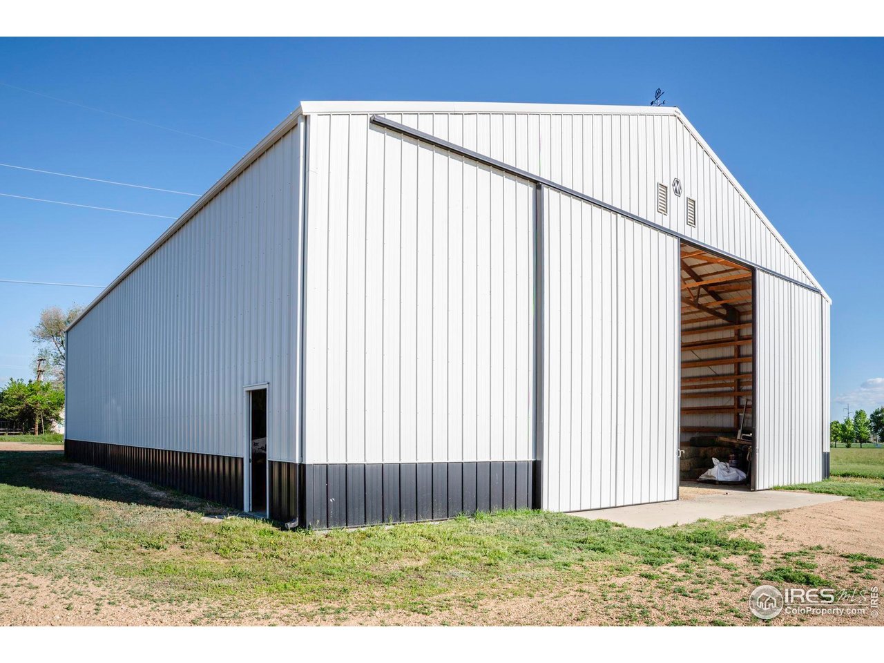 20360 County Road 3 Berthoud, CO 80513 - Photo 33 of 40 a view of a backyard with pathway