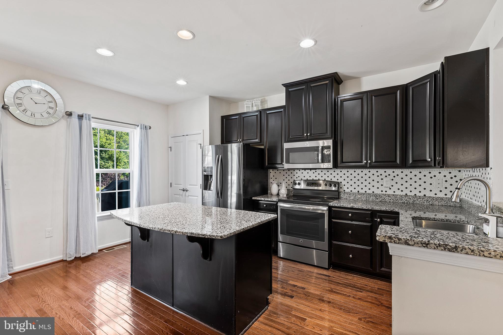 135 Old Cedarbrook Road Wyncote, PA 19095 - Photo 3 of 31 Gallery Image 3