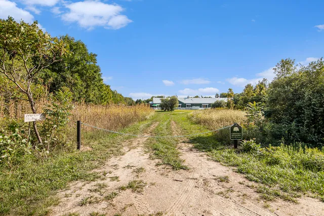 $250,000 | 6788 120th Avenue, Fennville, MI 49408