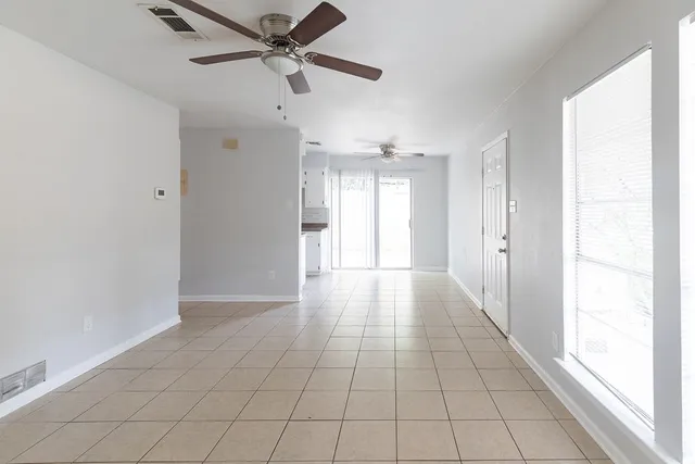 $1,525 | 203 Northcrest Circle, Unit B, Austin, TX 78752