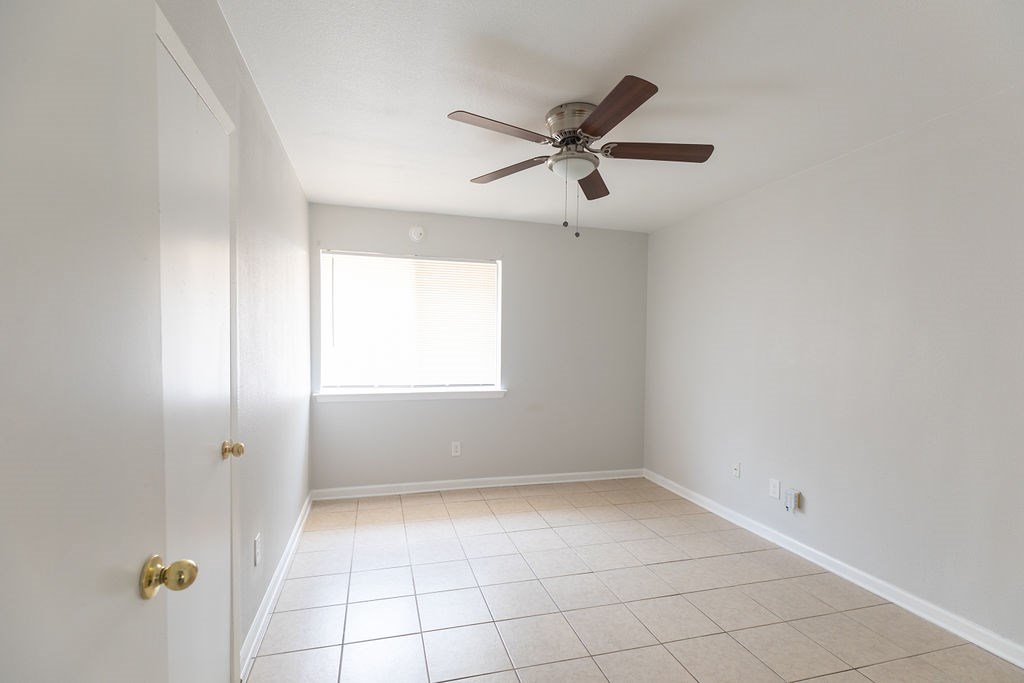 203 Northcrest Circle, Unit B Austin, TX 78752 - Photo 7 of 15