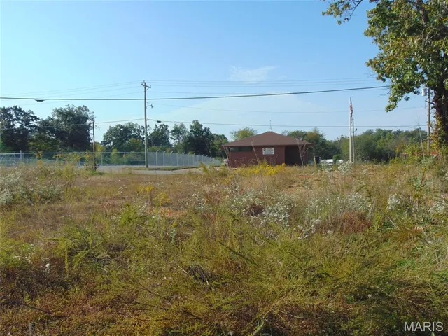 $35,000 | 563 Bridge Street, Doniphan, MO 63935