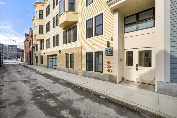 $5,000 | 16 Haynes Street, Unit 102, Boston, MA 02128