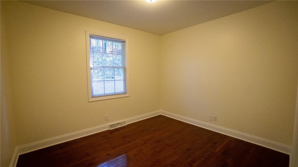 221 Old Plank Road Butler, PA 16002 - Photo 12 of 25 an empty room with a window