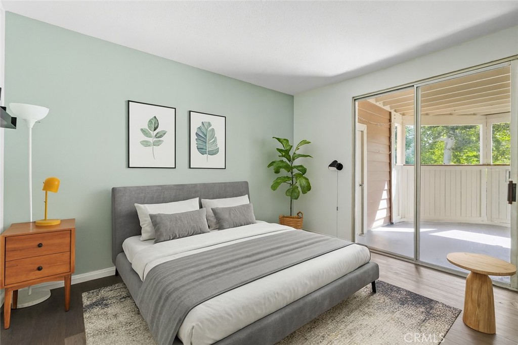 2426 Pleasant Way, Unit E Thousand Oaks, CA 91362 - Photo 12 of 36 *Virtual Staging* Primary Bedroom