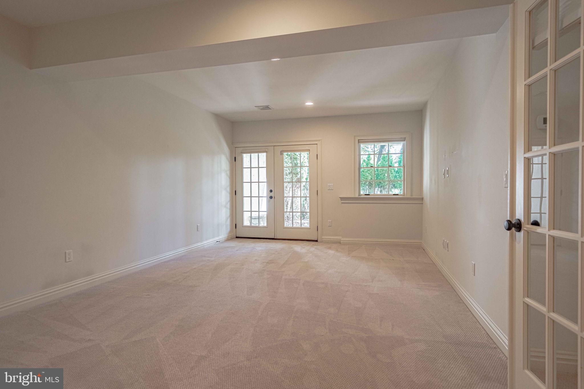 2061 Forge Run Bethlehem, PA 18015 - Photo 47 of 52 Gallery Image 47