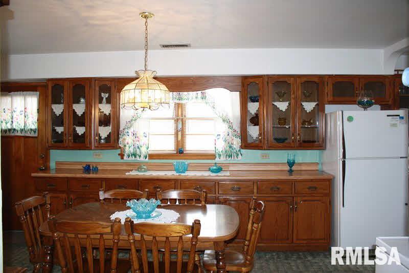 2935 Norton Road Sandoval, IL 62882 - Photo 5 of 14