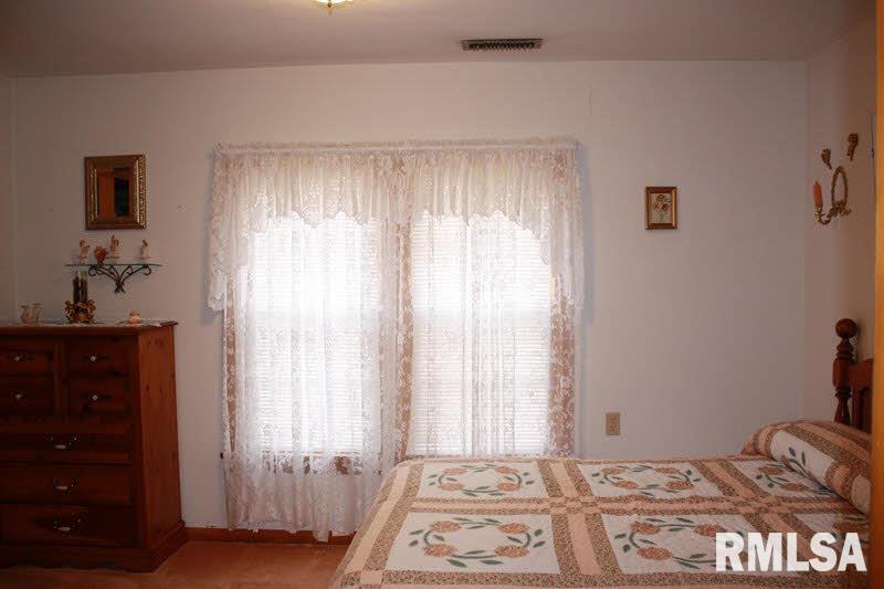 2935 Norton Road Sandoval, IL 62882 - Photo 10 of 14
