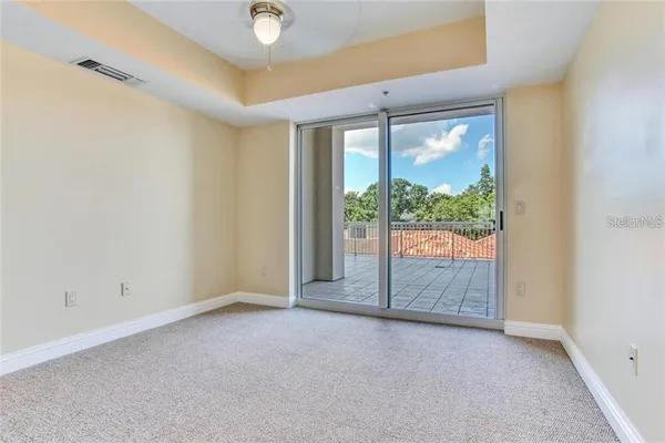 $7,900 | 3507 Bayshore Boulevard, Unit 303, Tampa, FL 33629