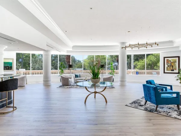 $7,900 | 3507 Bayshore Boulevard, Unit 303, Tampa, FL 33629