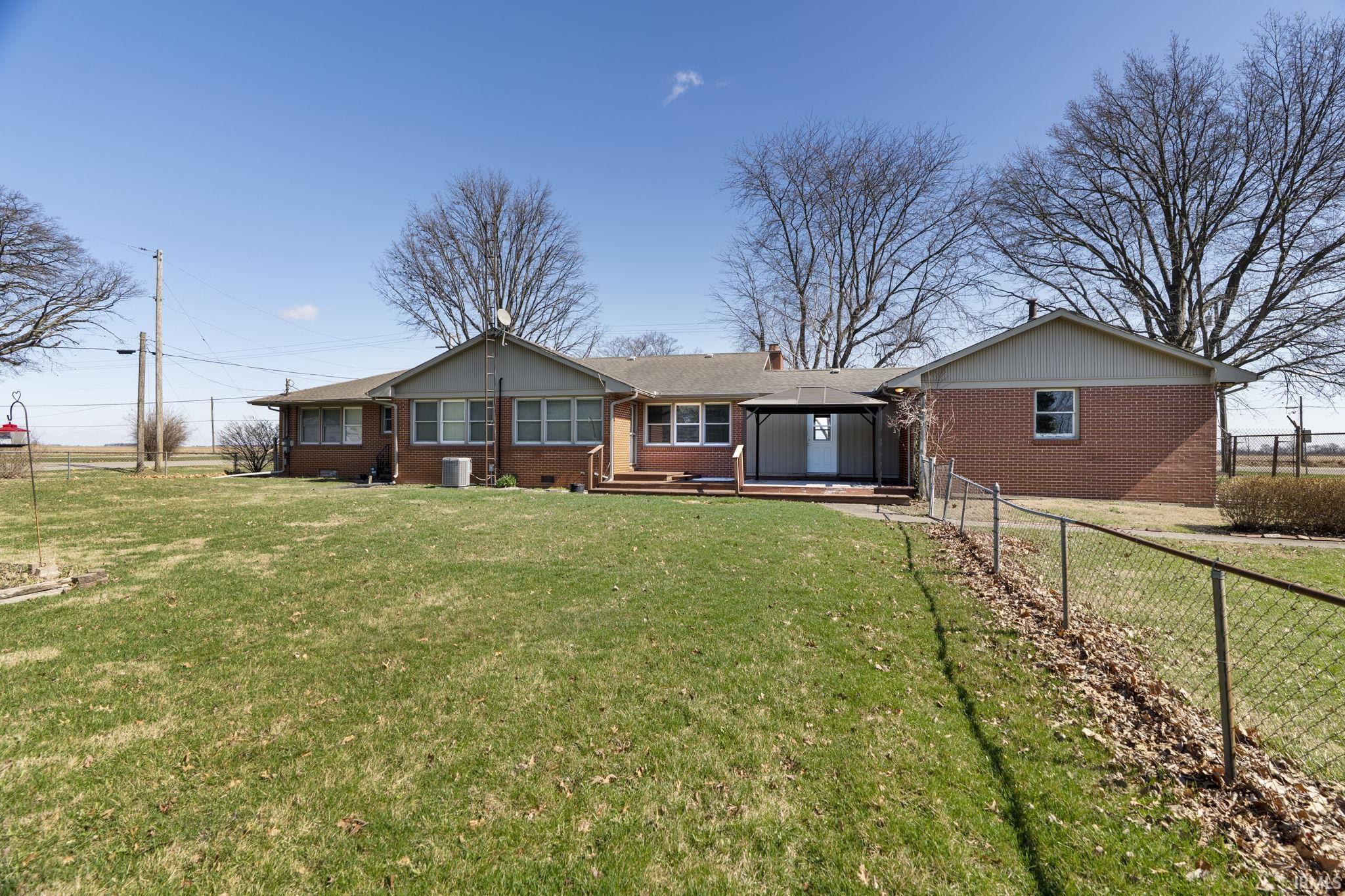 262 North St Road Monticello, IN 47960 - Photo 31 of 35