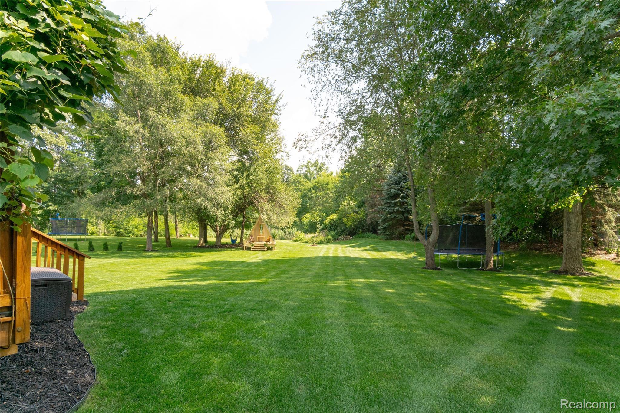 16203 River Ridge Trail Linden, MI 48451 - Photo 27 of 31 Exteriors (13 of 15).jpg