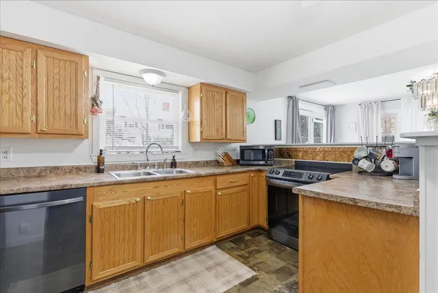 $415,000 | 20 Woodside Drive, Lewiston, ME 04240