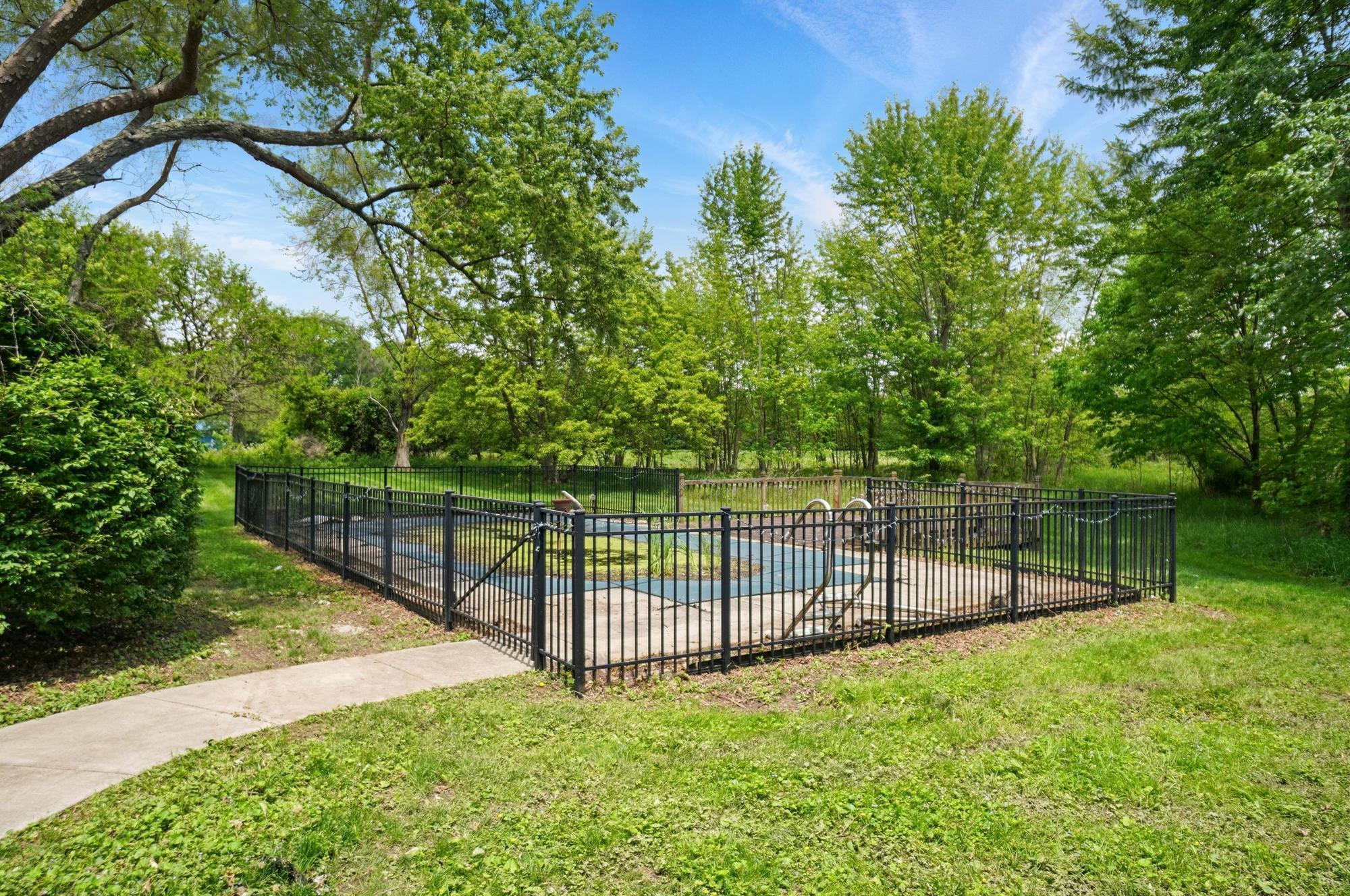 9820 Heimberger Road Northwest Baltimore, OH 43105 - Photo 74 of 81 Inground Pool - 9820 Heimberger Road NW, Baltimore, OH 43105