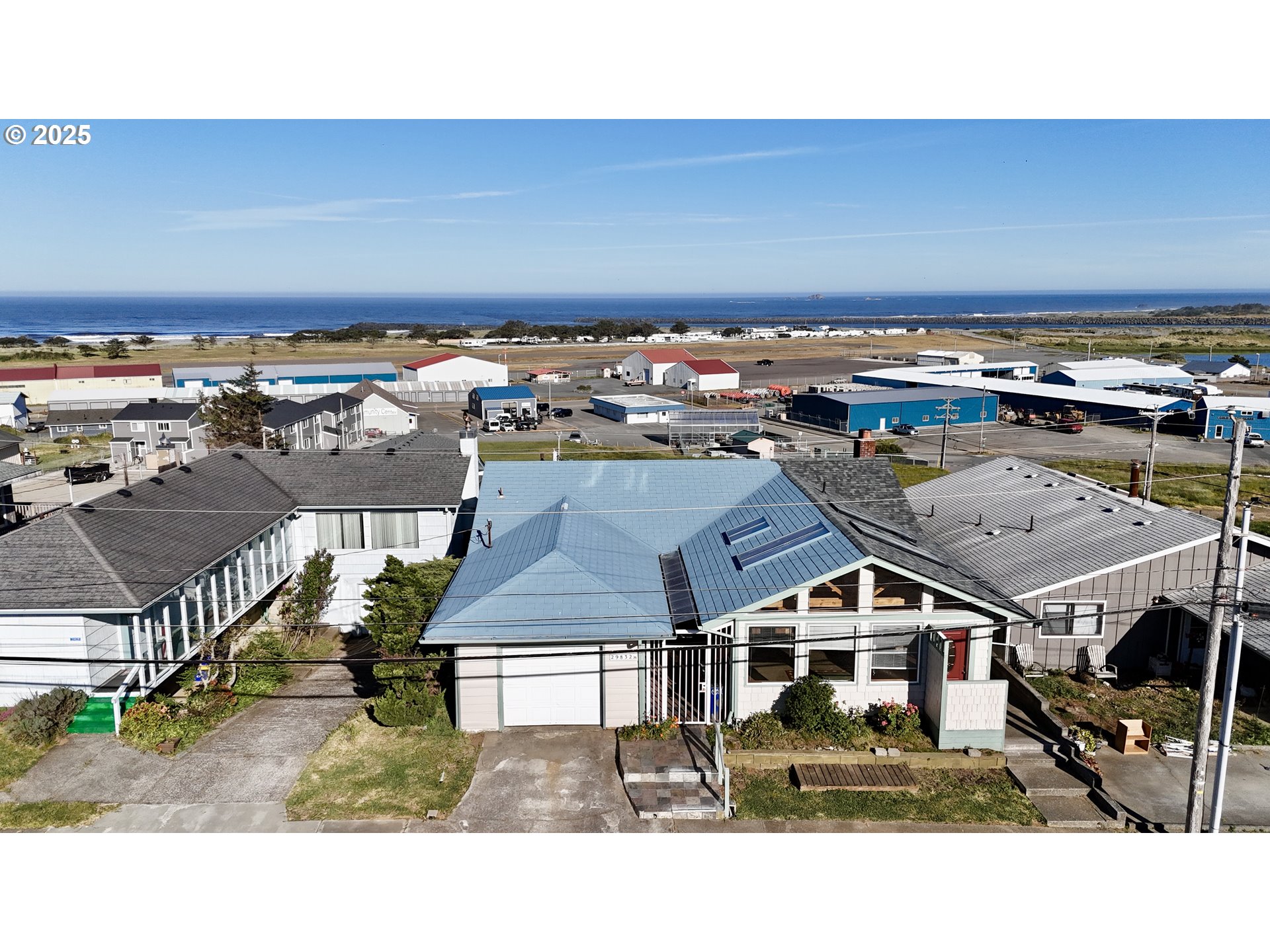 29832 Mary Street Gold Beach, OR 97444 - Photo 6 of 37