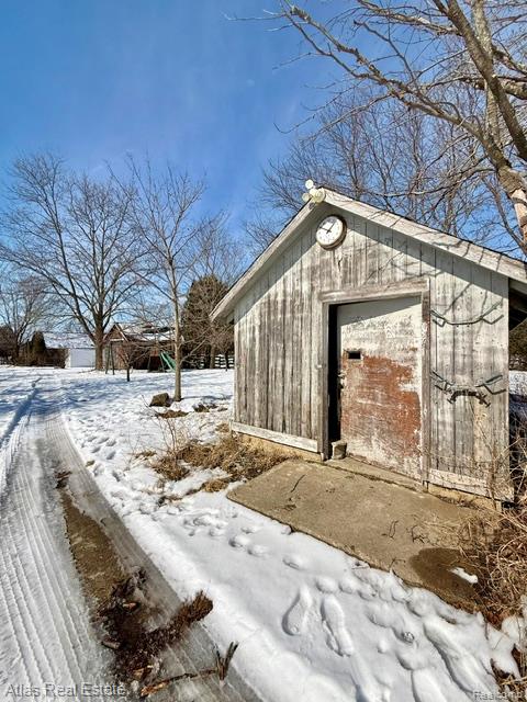 7448 Gale Road Grand Blanc, MI 48439 - Photo 13 of 58