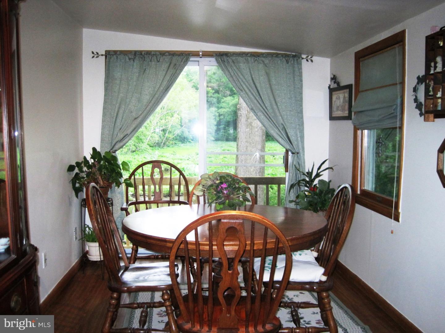 1072 Almonesson Road Deptford, NJ 08093 - Photo 6 of 19 Dining Room