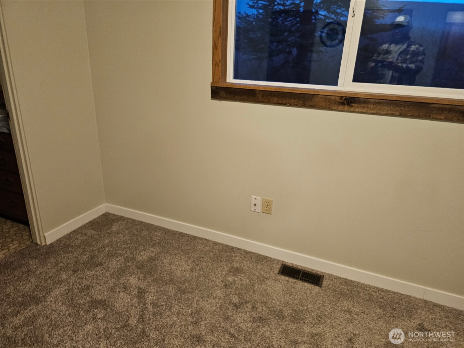 526 Greenwood Loop Road Kettle Falls, WA 99141 - Photo 27 of 35 a view of an empty room