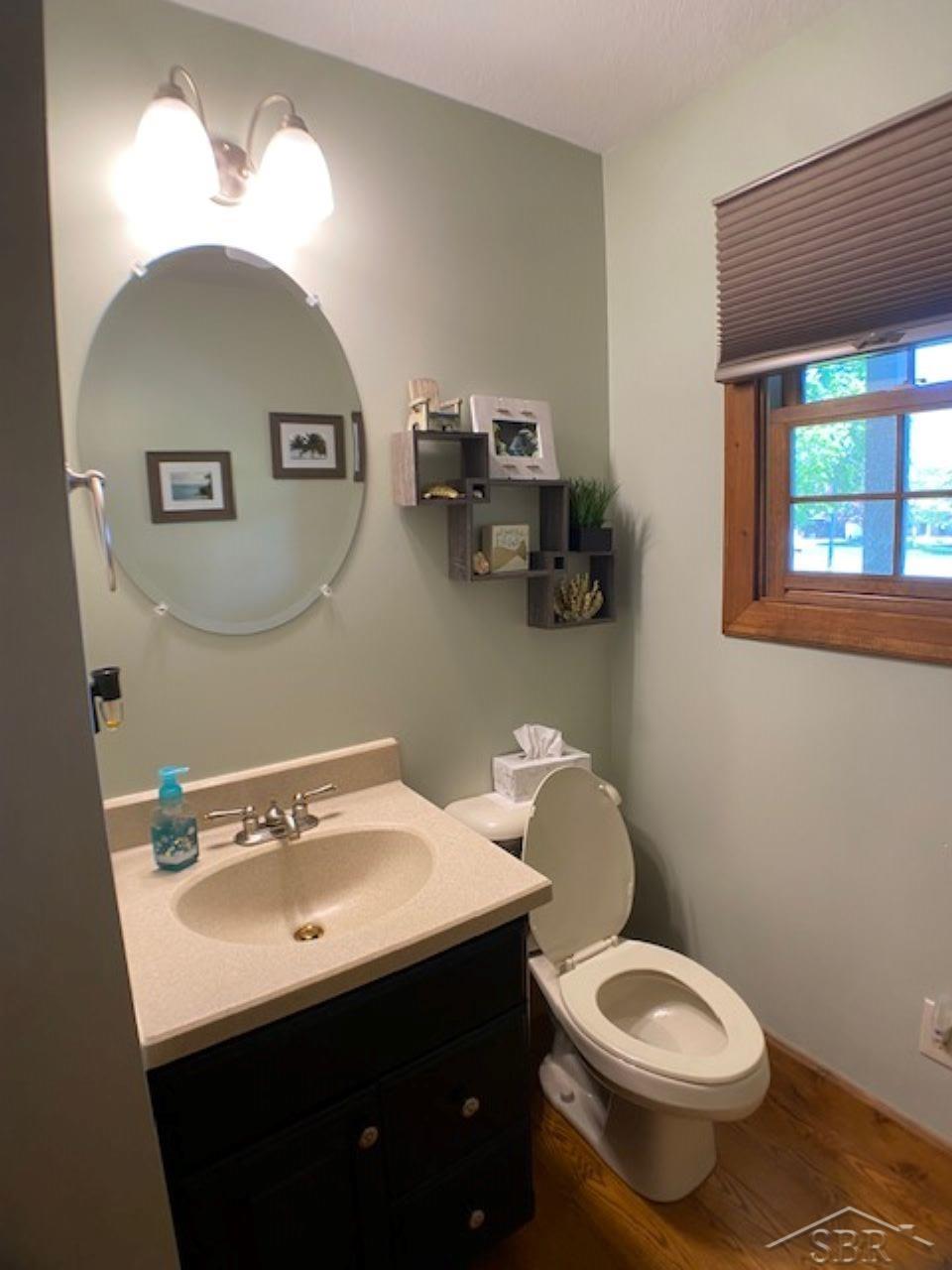 7609 North River Road Freeland, MI 48623 - Photo 13 of 36 50108948-12.JPG