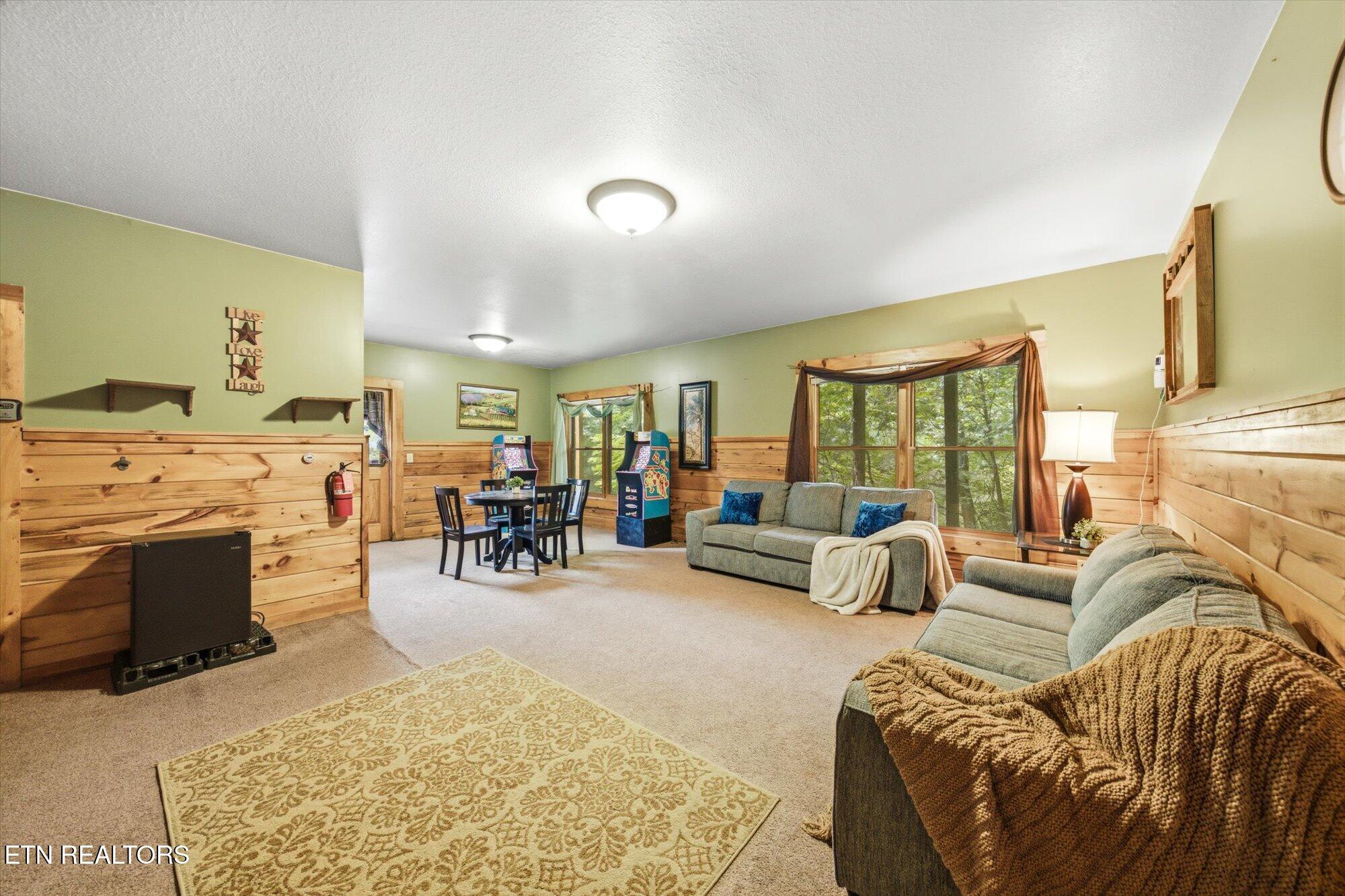 2606 Tree Top Way Pigeon Forge, TN 37863 - Photo 31 of 38 31