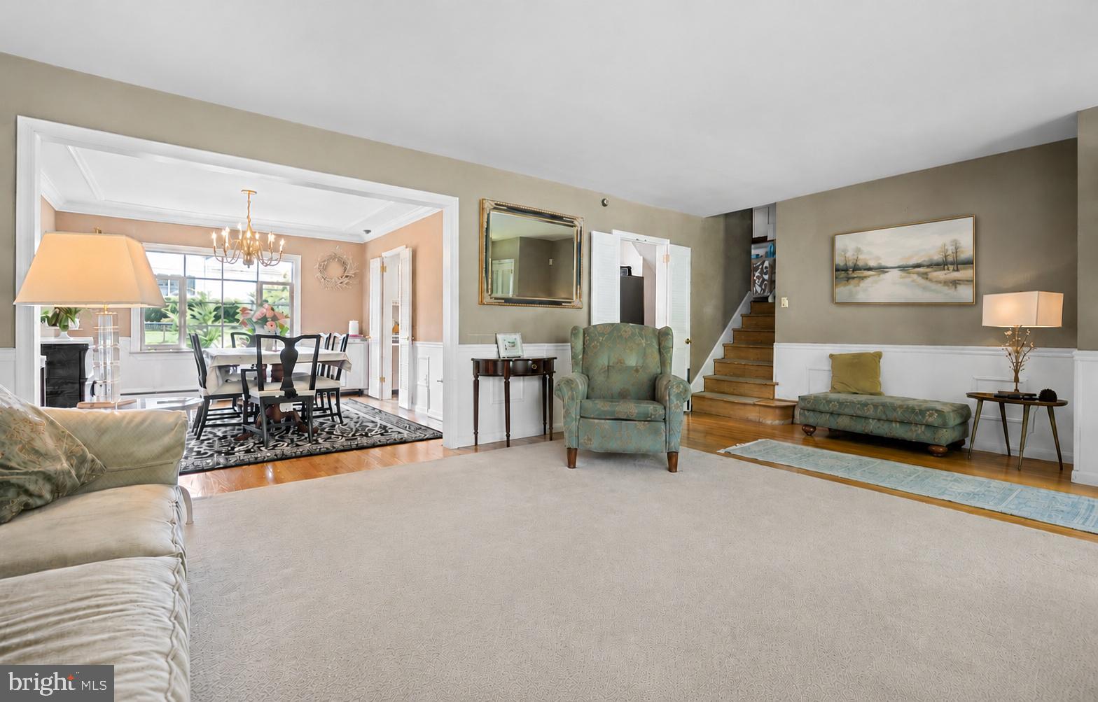 260 Avon Road Springfield, PA 19064 - Photo 3 of 45