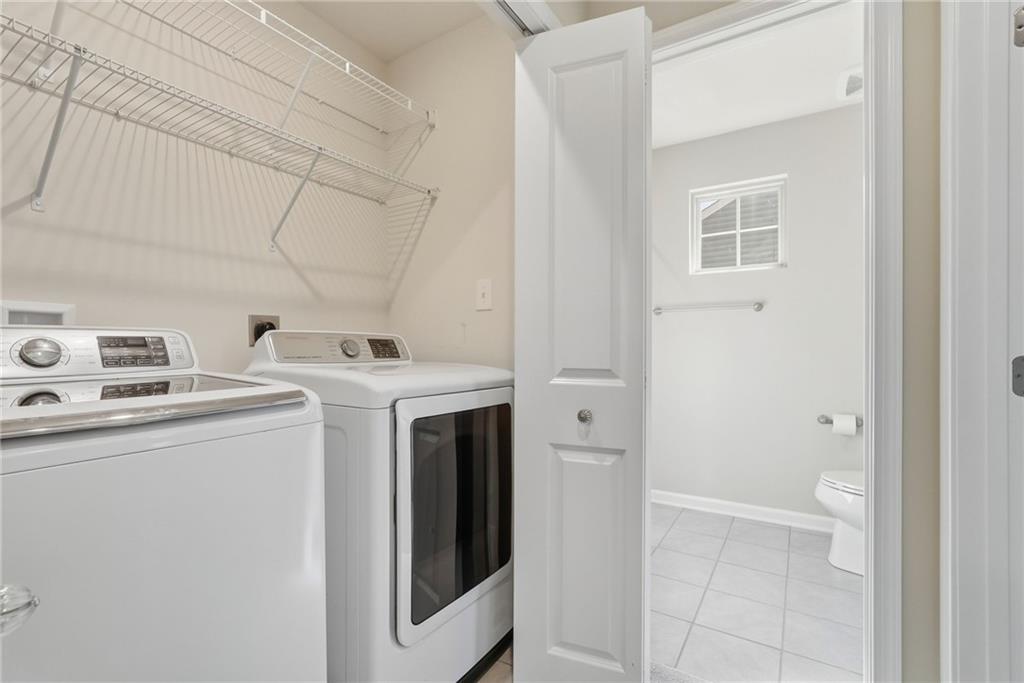 141 Arbor Trail Drive McKees Rocks, PA 15136 - Photo 16 of 44 a utility room with dryer and washer