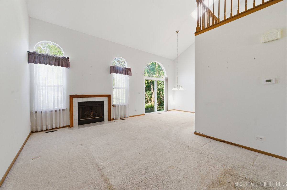 1334 Coldspring Road, Unit 1334 Carol Stream, IL 60188 - Photo 4 of 24