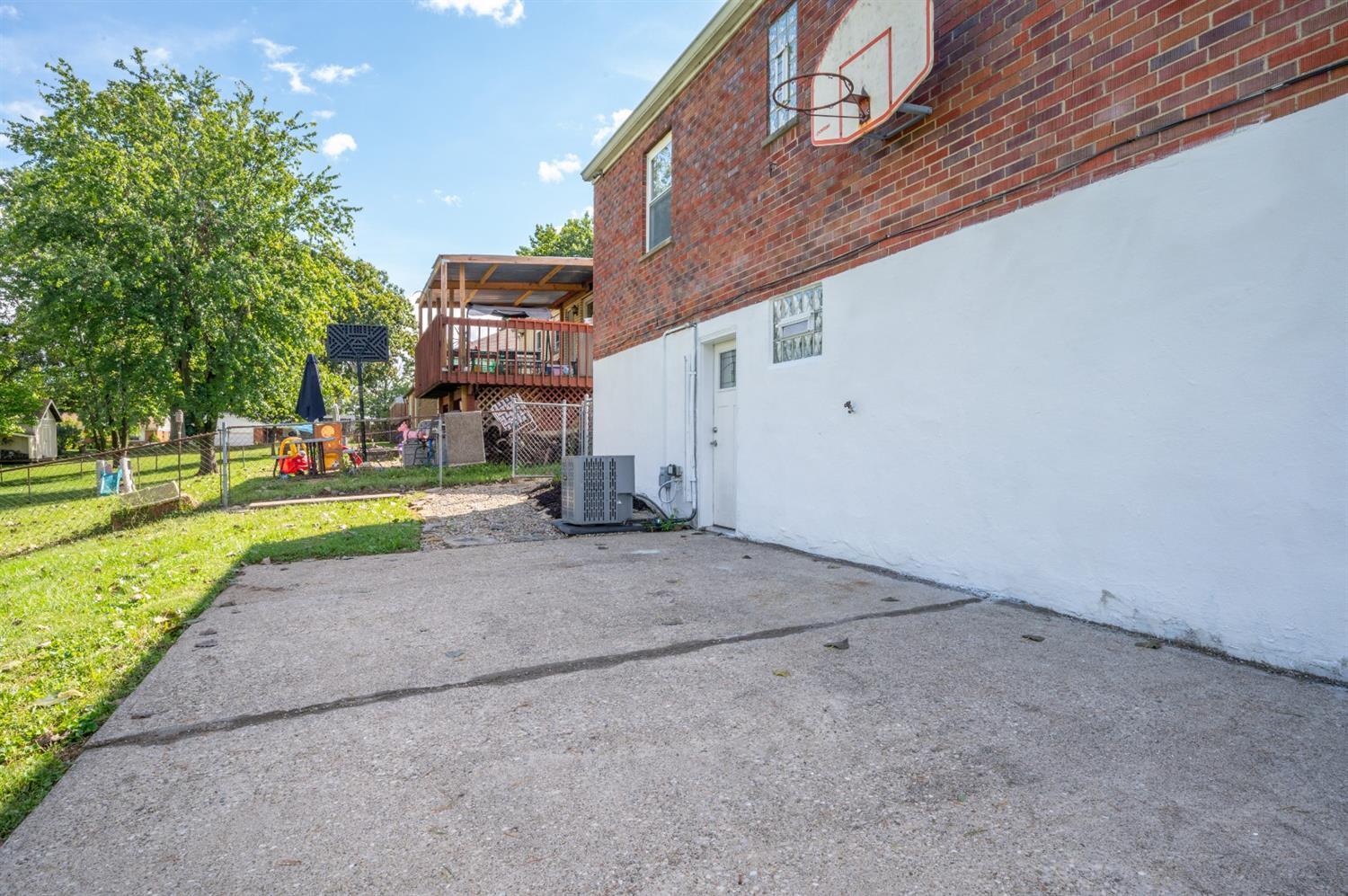 3436 Jessup Road Cincinnati, OH 45239 - Photo 33 of 35