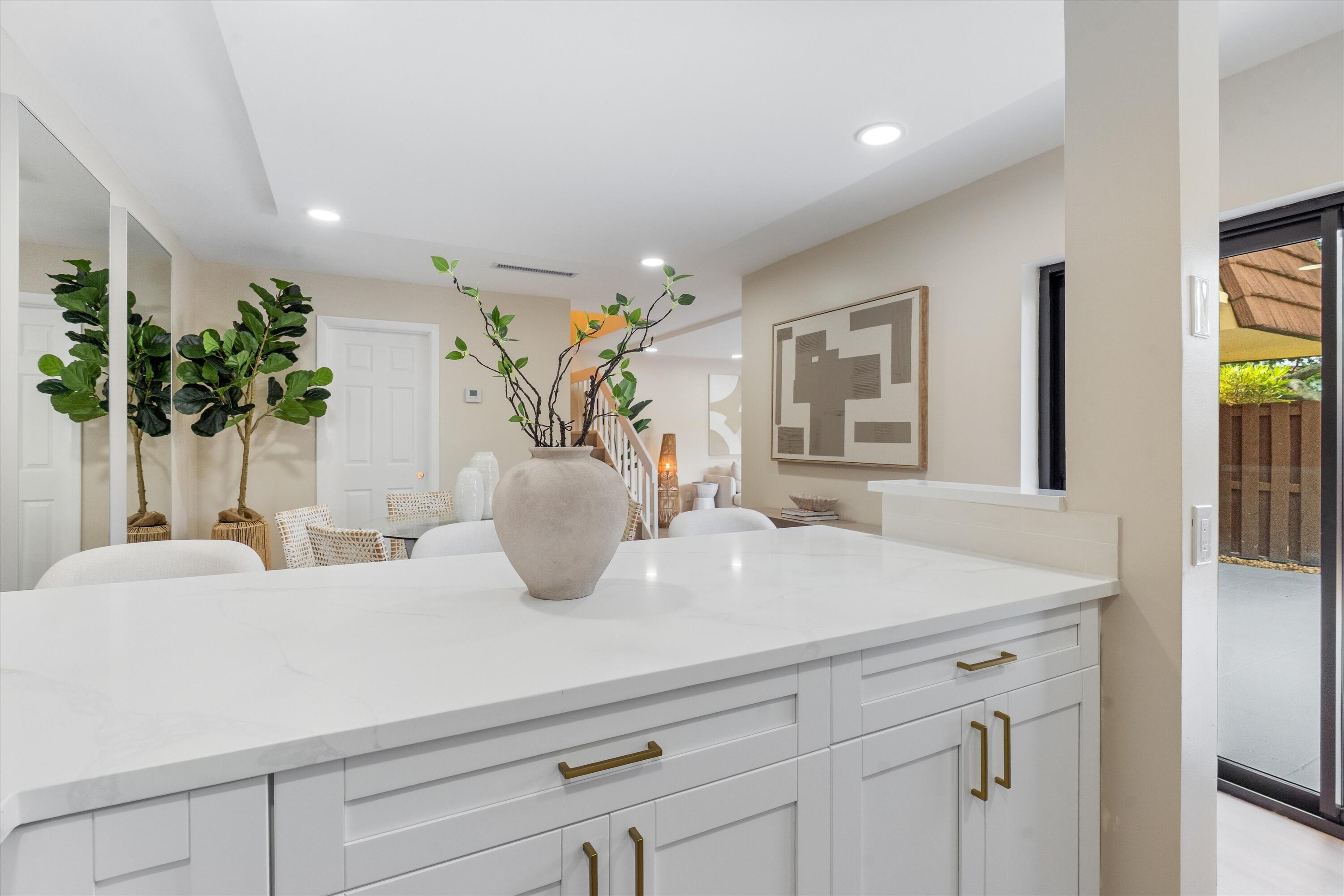 825 Center Street, Unit 49D Jupiter, FL 33458 - Photo 6 of 23 10-825 Center Street #49D Jupiter FL -11
