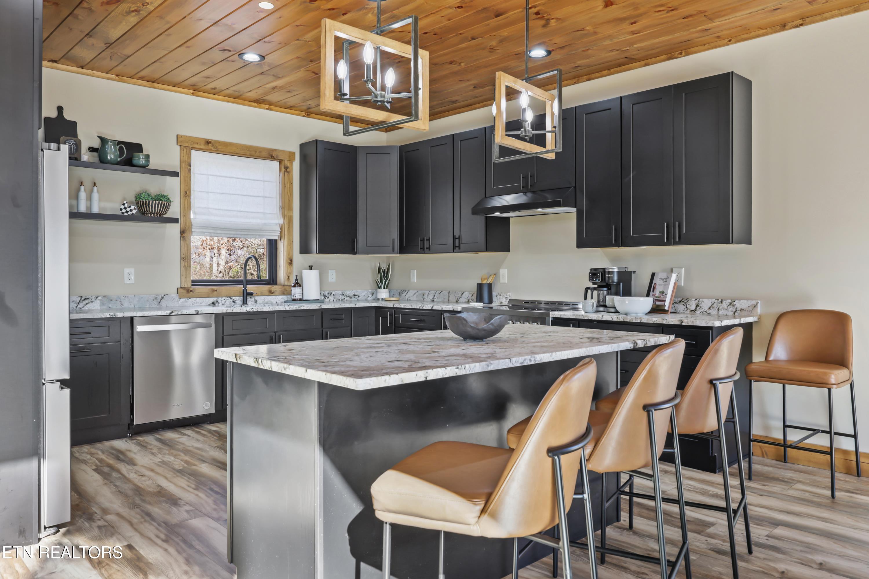 2731 Knights Lane Sevierville, TN 37862 - Photo 3 of 53 IMG_2420