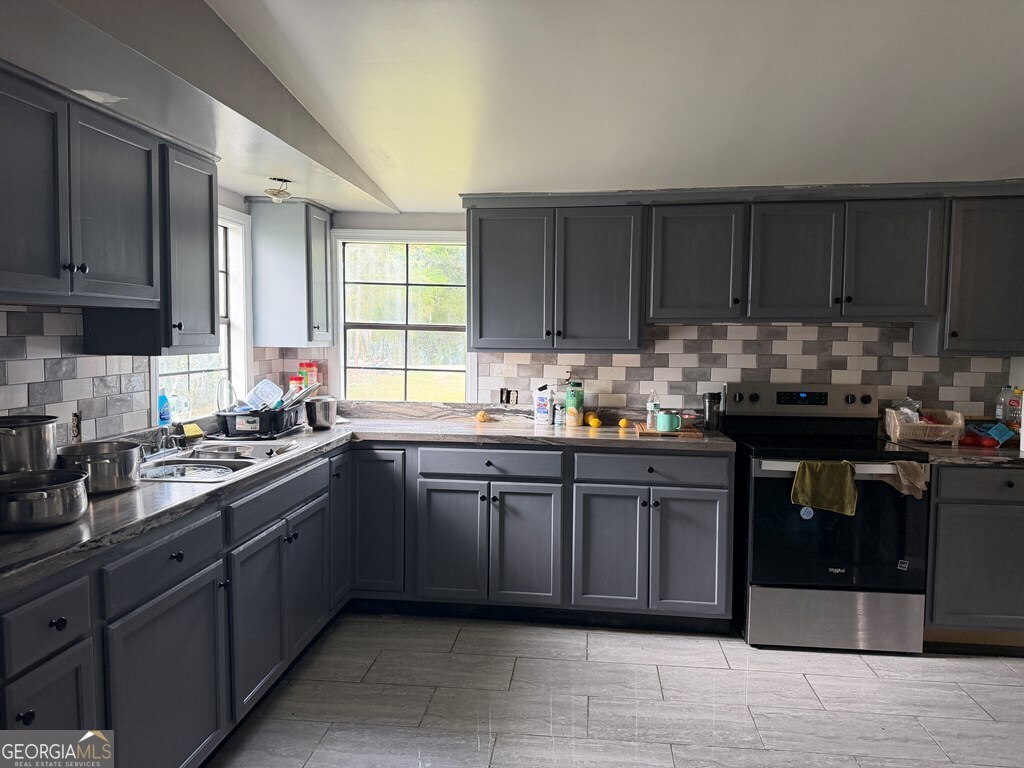 6022 Jenkins Road Albany, GA 31705 - Photo 2 of 24