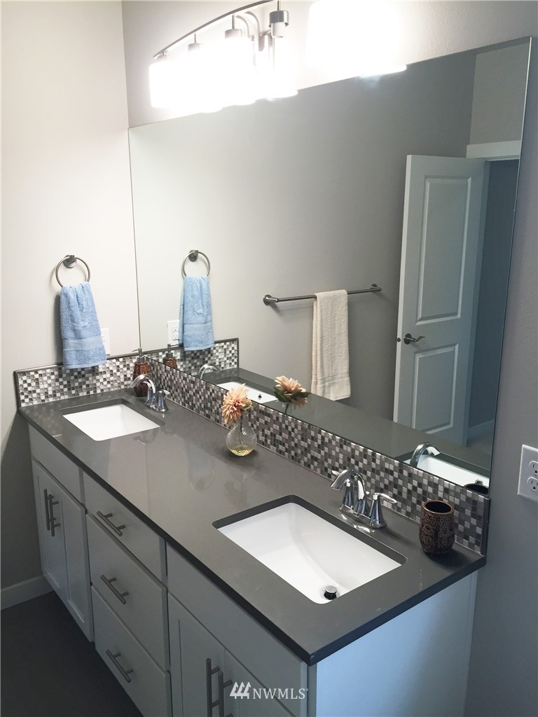 4014 Northeast 20th Street Renton, WA 98056 - Photo 14 of 23