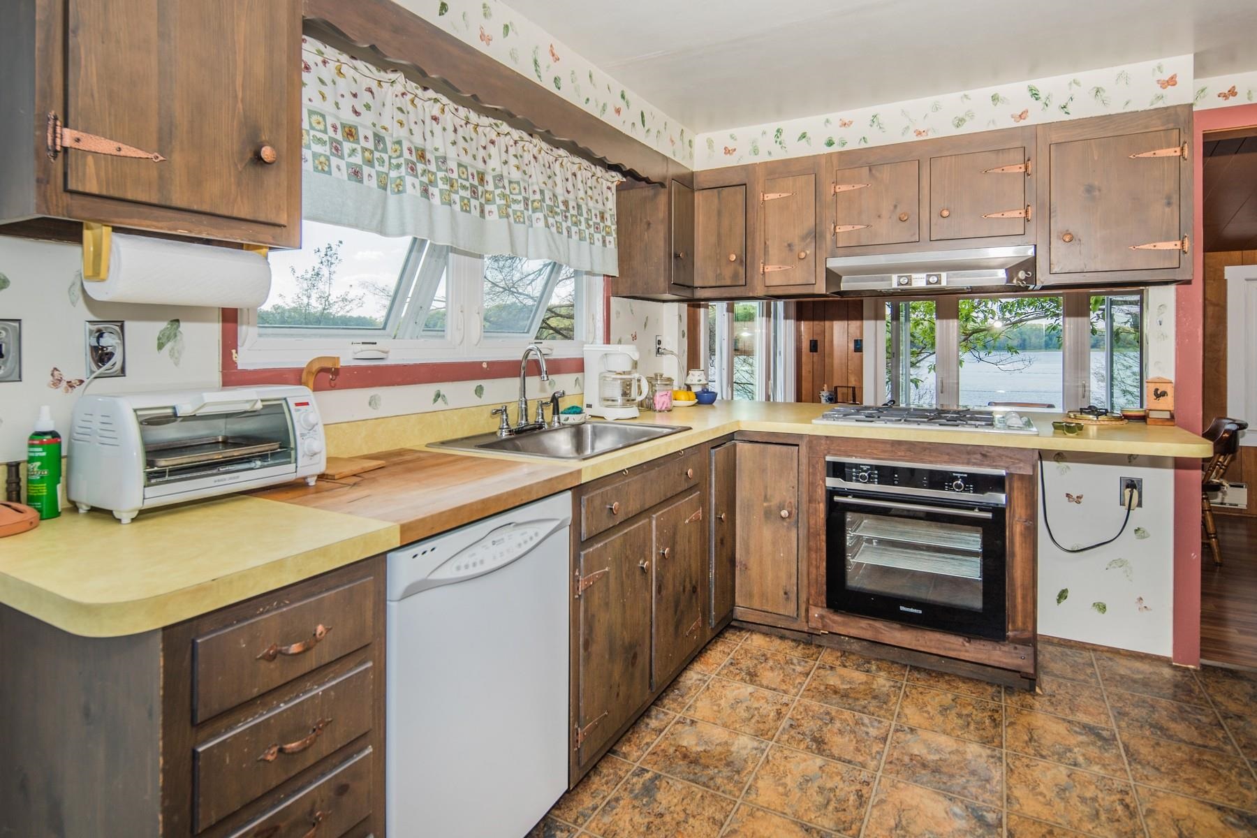 1774 Camp Road Hubbardton, VT 05733 - Photo 16 of 27