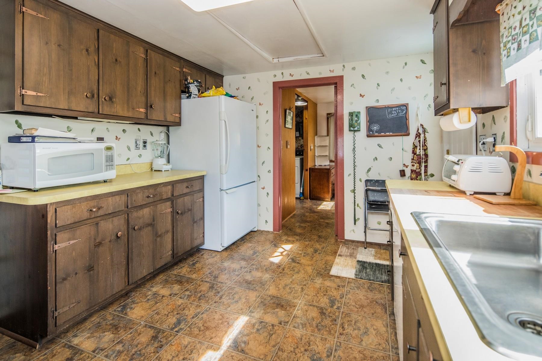 1774 Camp Road Hubbardton, VT 05733 - Photo 17 of 27