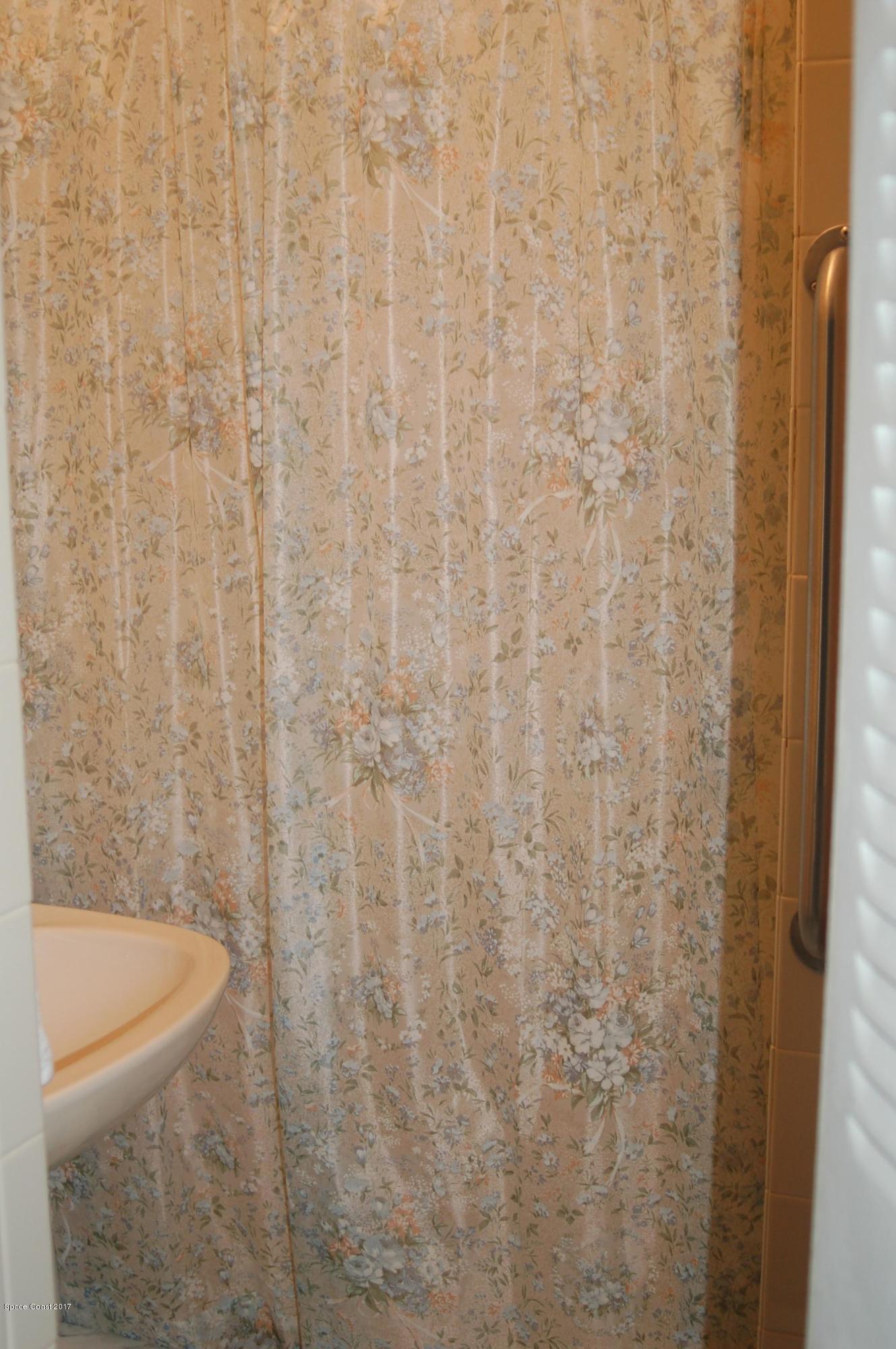 1557 West Powder Horn Road Titusville, FL 32796 - Photo 13 of 20 Bath 2